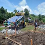 Kejar Target Fisik, Satgas TMMD Ke-128 Kodim 1801/Manokwari Mobilisasi Material ke Kampung Tanah Rubuh