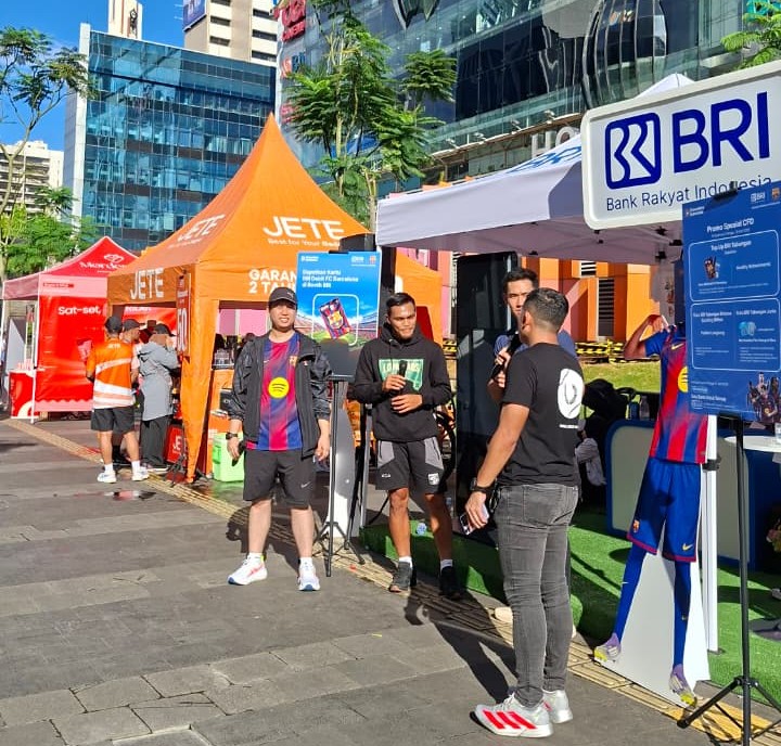 BRI KC Jakarta Sudirman 1 Luncurkan Kartu Debit Edisi Khusus FC Barcelona di CFD Sudirman