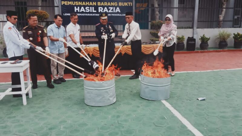 Lapas Kelas IIB Pangkalan Bun Musnahkan 140 HP, Tegaskan Komitmen Bersih dari Narkoba dan Pungli