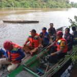 Pelajar MTs Parenggean Ditemukan MD Diduga Terbawa Arus Sungai Tualan.