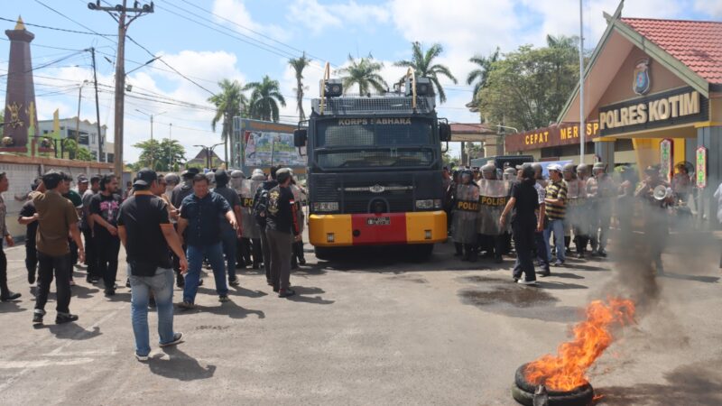 Jelang May Day 2026, Polres Kotim Gelar Latihan Sispamkota Guna Pastikan Keamanan Kondusif