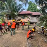 Semangat 55 Selalu Ditunjukkan Personel Gabungan dalam Pembangunan Jembatan Garuda