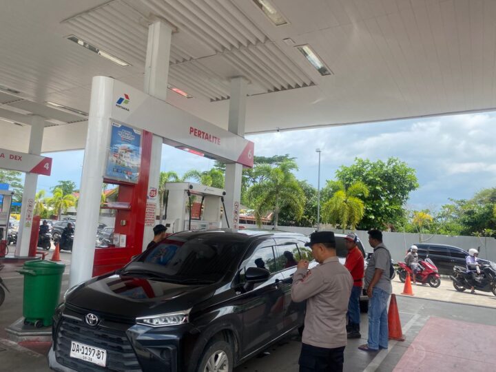 Pengecekan di SPBU Wilayah Hukum Polsek Ketapang Pasca Adanya Penyesuaian Harga BBM