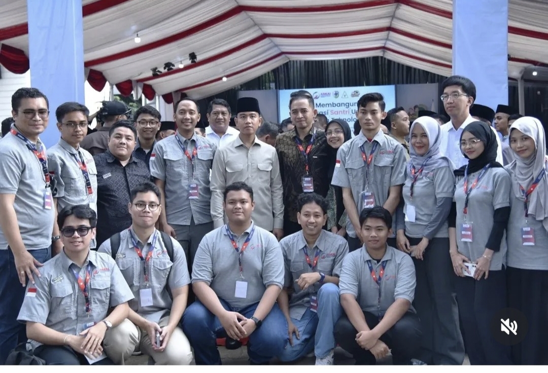 Dalam Kunjungan Kerja ke Pondok Tremas Pacitan, Wapres Gibran Rakabuming Ajak Santri Kuasai Al dan Teknologi Masa Depan