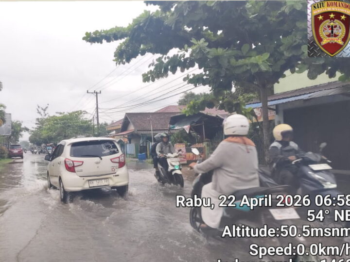Sampit Dikepung Banjir, Jalan Cristopel Mihing dan Wolter Condrad Terendam