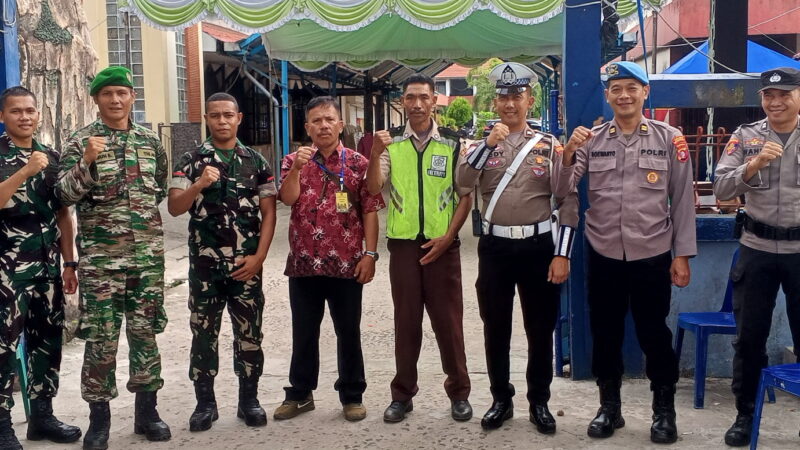 TNI Polri Memastikan Rasa Aman Dan Nyaman Kepada Umat Kristiani Saat Melaksakan Ibadah di Gereja-gereja