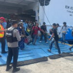 Jamin Keselamatan Dan Keamanan Penumpang, Polsek KPM Amankan Debarkasi Kedatangan KM Kirana III.