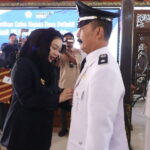 Bupati Brebes Hj.Paramitha Widya Kusuma SE MM. Lantik 14 Kades Antar Waktu