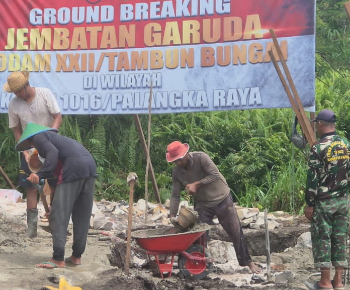 TNI Hadir Untuk Rakyat, Pembangunan Jembatan Garuda Terus Berlanjut