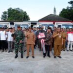 Bupati Pacitan Indrata Nur Bayuaji  Upaya Perkuat Distribusi dan Ekonomi Desa, Serahkan 23 Truk KDKMP