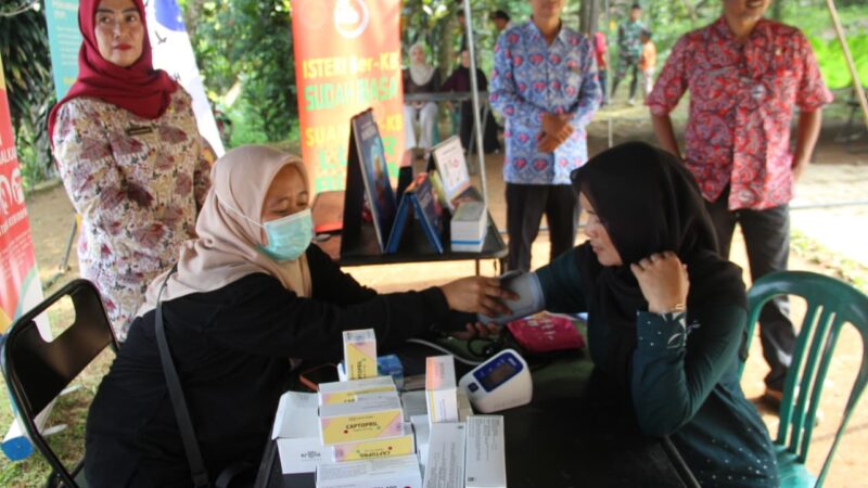 Kodim 0621/Kab.Bohor TMMD ke 128 Warga Desa Banyuasin Antusias, Serbu Penyuluhan Kesehatan Terpadu