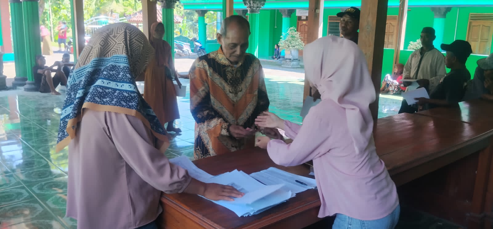 Penyaluran Bantuan Langsung Tunai DD Desa Kenongorejo Ngawi Triwulan Pertama Th 2026