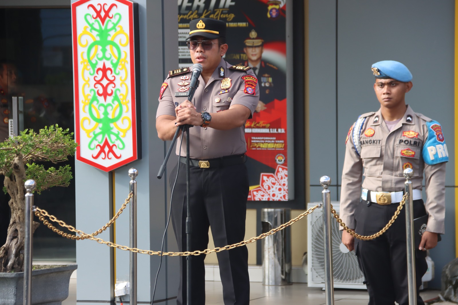 Pimpin Apel Jam Pimpinan, Kabag Ops Polres Kotim Tekankan Profesionalisme dan Sosialisasi Super App Polri