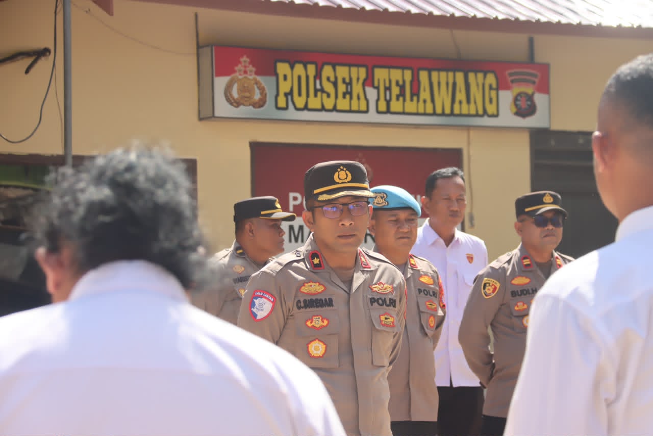 Perkuat Kedisiplinan, Wakapolres Kotim Pimpin Sidak Gaktibplin di Polsek Telawang