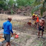 Meski Kendala Hujan dan Tergenang air, Semangat Personel Pantang Surut
