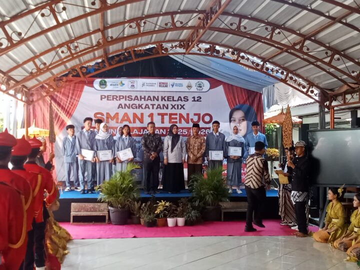 PERPISAHAN DAN PELEPASAN ANGKATAN KE-XIX SMA NEGERI 1 TENJO: MERAIH MIMPI, MELANGKAH LEBIH JAUH