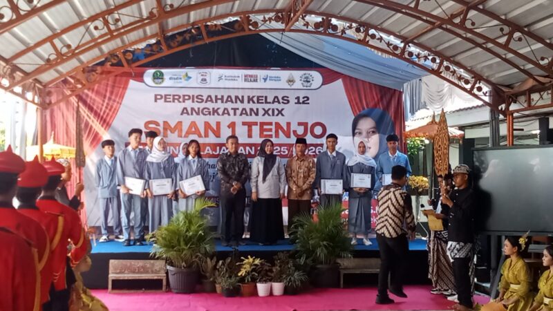 PERPISAHAN DAN PELEPASAN ANGKATAN KE-XIX SMA NEGERI 1 TENJO: MERAIH MIMPI, MELANGKAH LEBIH JAUH