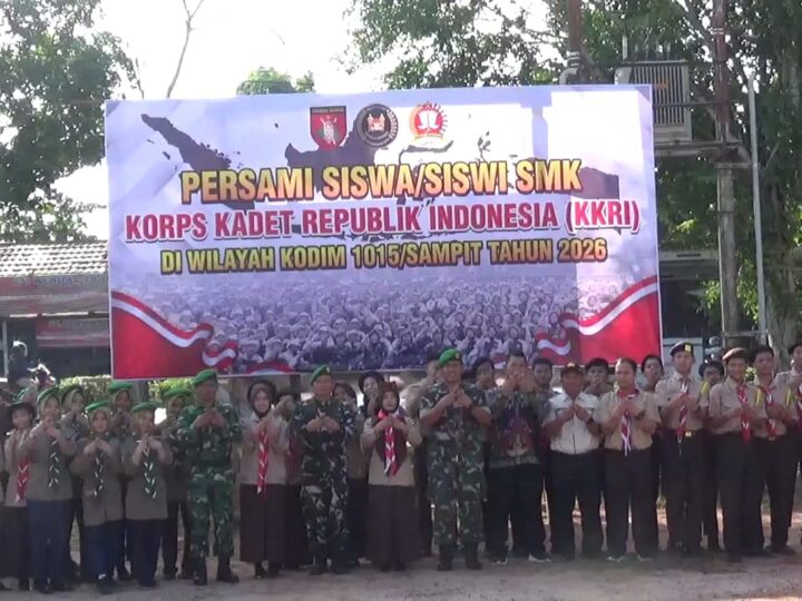 Bentuk Karakter Generasi Muda, Dandim 1015/Sampit Pimpin Upacara Pembukaan Persami SMK KKRI