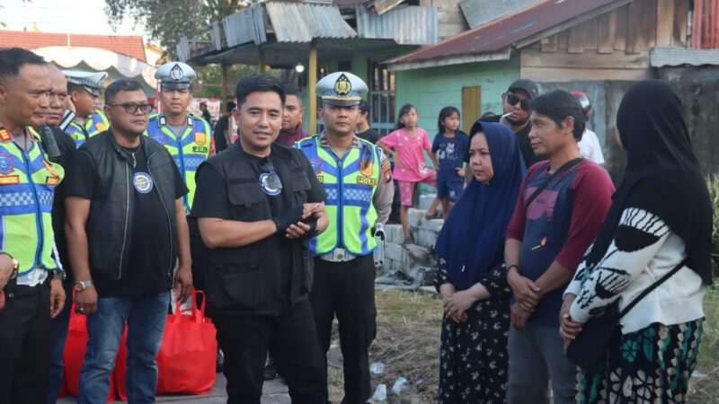 Polres Kotim Dan Komunitas Otomotif Salurkan Baksos untuk Korban Kebakaran