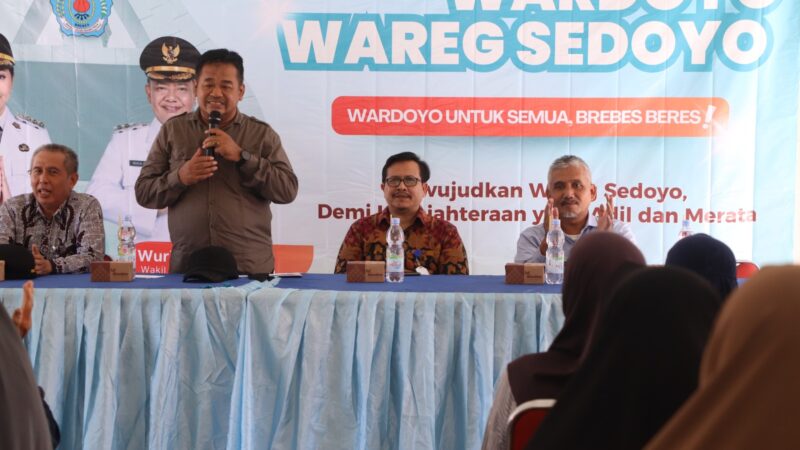 Wujud Kepedulian dan Penguatan Jaring Pengamanan Sosial Pemkab Brebes Salurkan 2,056 Paket Bansos