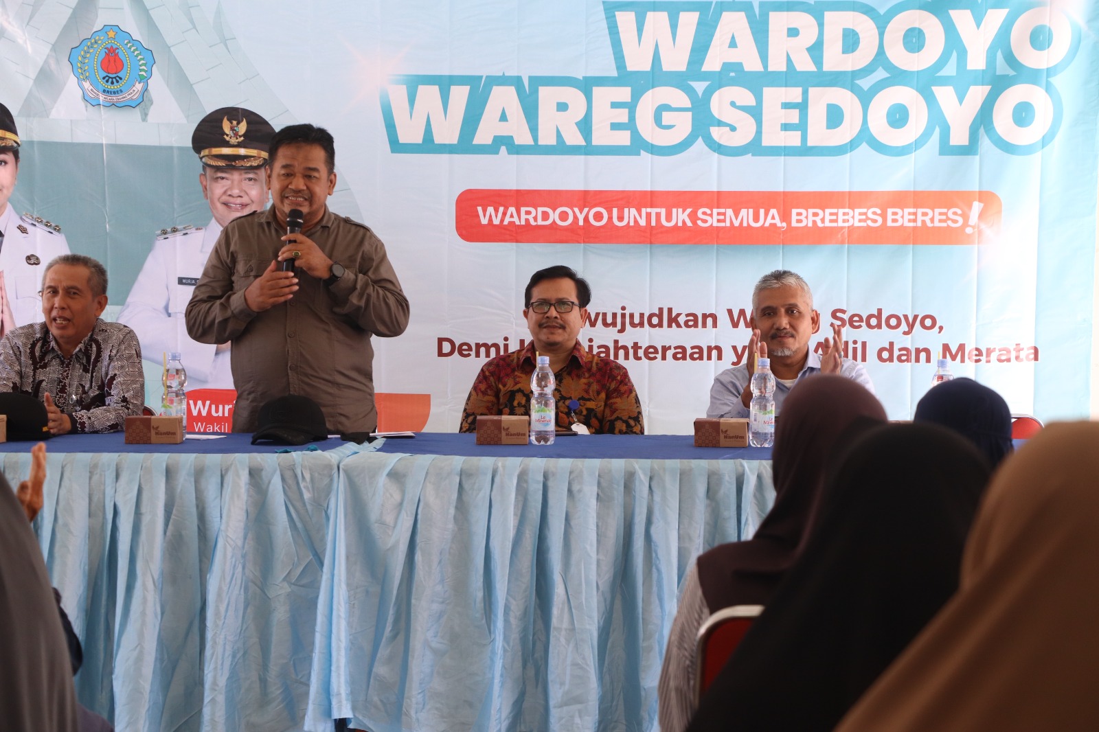 Wujud Kepedulian dan Penguatan Jaring Pengamanan Sosial Pemkab Brebes Salurkan 2,056 Paket Bansos