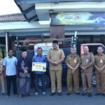 Wabup Gagarin Serahkan Kurban Sapi Dari Presiden RI Dan Bupati Pacitan