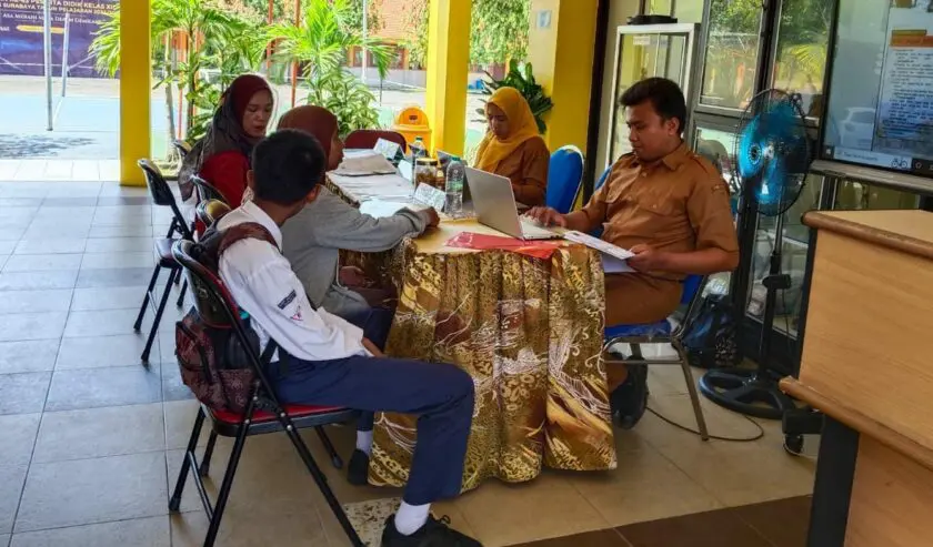 Untuk Murid Tak Lolos SMA Negeri, Dinas Pendidikan Jatim Siapkan Beasiswa ke Sekolahan Swasta
