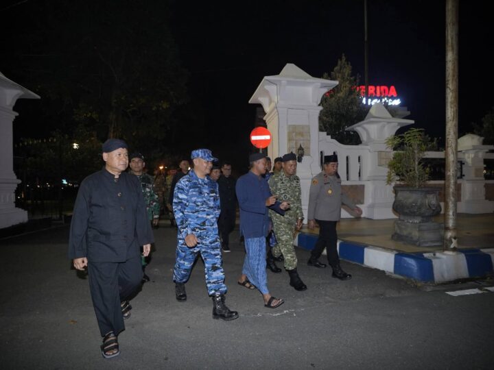 Bupati Pacitan Indrata Nur Bayuaji Berangkatkan Mlaku Suro dan Mlayu Suro Sambut Tahun Baru Islam