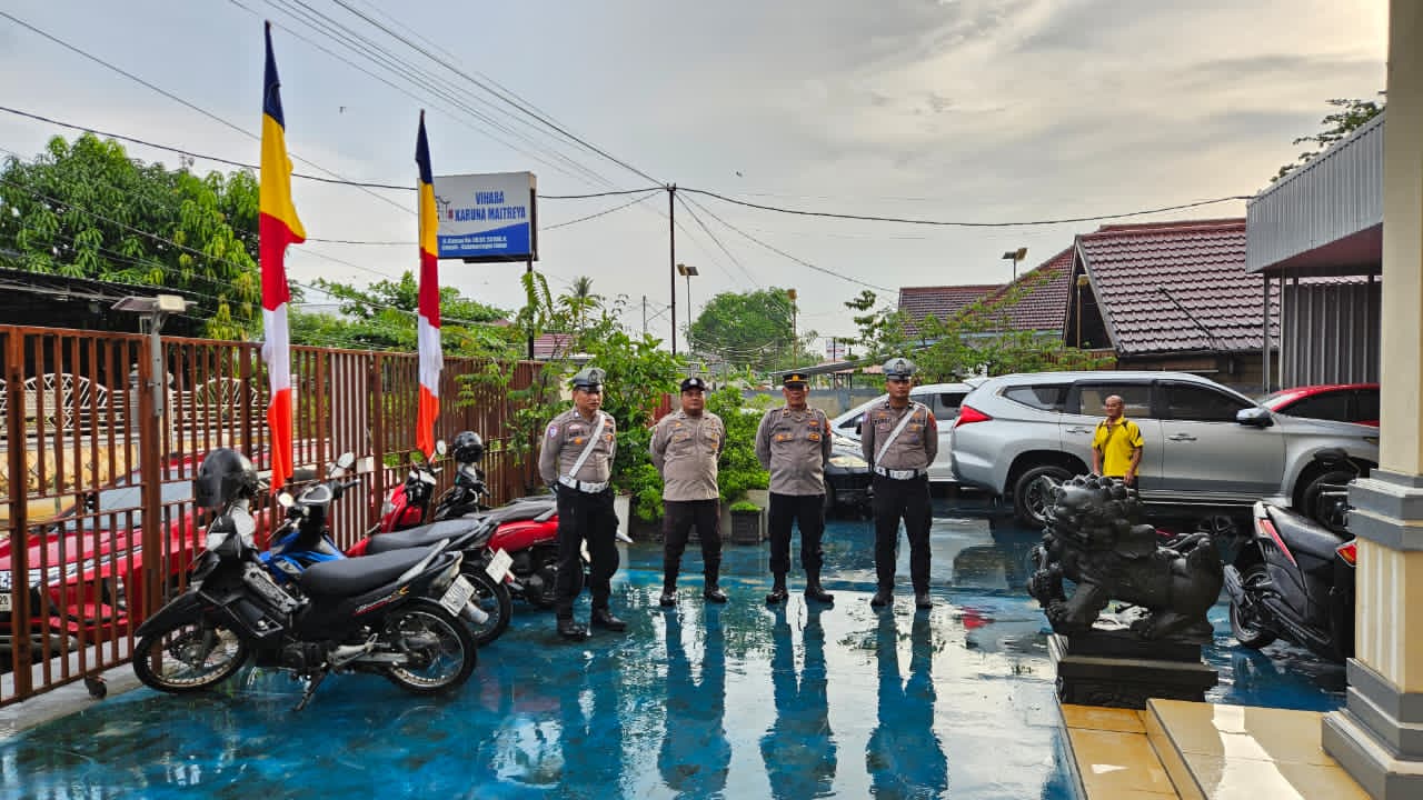 Polres Kotim Laksanakan Giat Pengamanan Ibadah Hari Raya Waisak di Vihara Karuna Maitreya