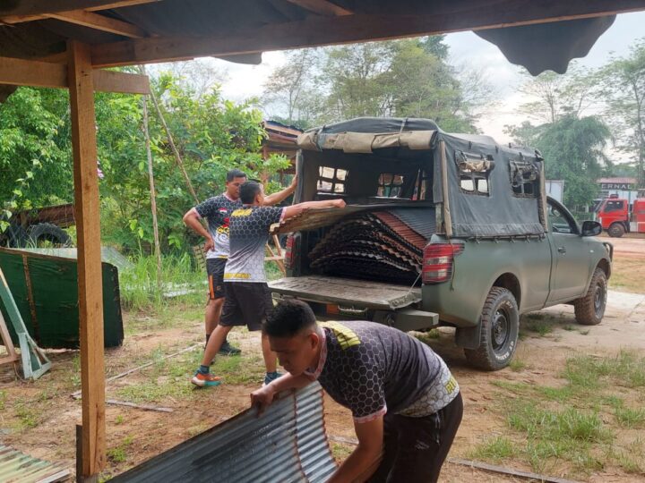 Ciptakan Kondisi Lingkungan Sehat, Personel Kodim 1015/Sampit Gelar Pembersihan Pangkalan