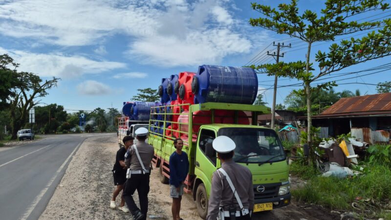 Tingkatkan Kamseltibcar Lantas, Satlantas Polres Kotim Gelar Sosialisasi dan Edukasi Serentak di Kota Sampit