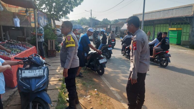 Personil Polsek Tigaraksa Quick Respon Terhadap Pengguna Jalan yang Mengantuk