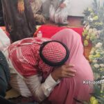 Penuh Haru dan Syukur, Kedatangan Jemaah Haji Asal Sampit Disambut Isak Tangis Bahagia Keluarga
