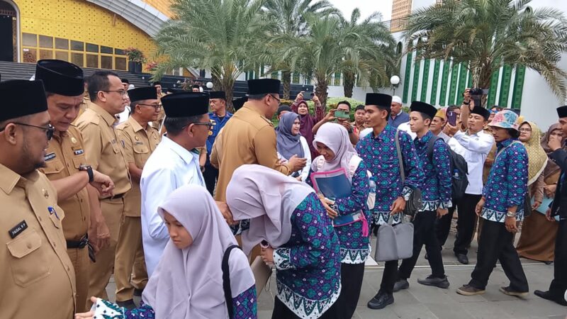 Bupati Deli Serdang dr.H.Asri Ludin Tambunan Lepas 56 Kafilah Ikuti MTQ Sumut