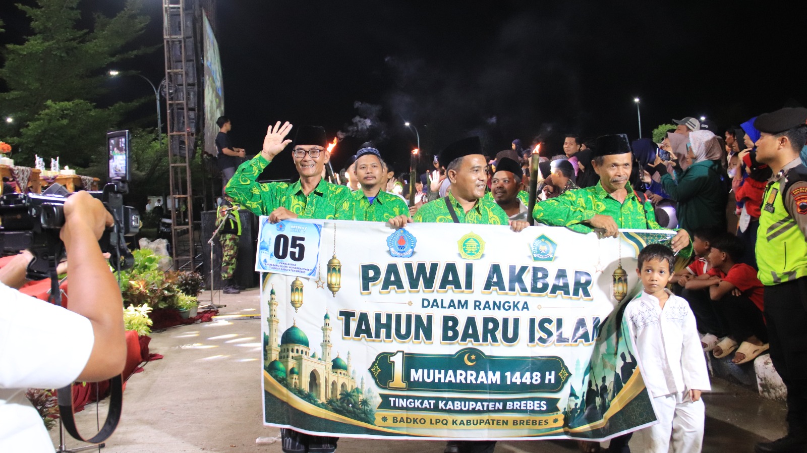 Menyambut Datangnya 1 Muharram 1448 H, Pemkab Brebes Adakan Pawai Obor