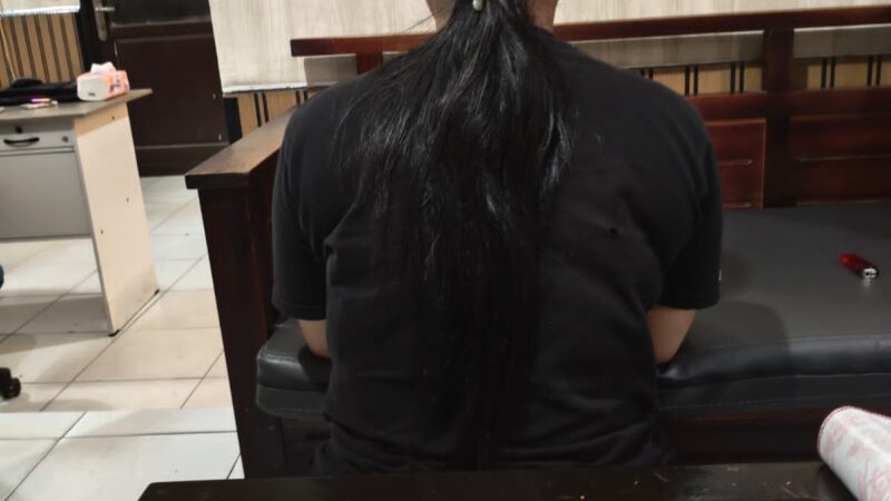 Miliki Satu Paket Sabu, Ibu Rumah Tangga di Sampit Diamankan Polsek Ketapang