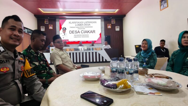Desa Ciakar Ikuti Penilaian Lomba Desa Tingkat Kabupaten Tangerang, Bhabinkamtibmas Hadir Berikan Dukungan