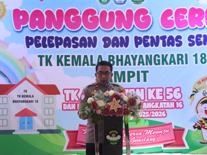 Wakapolres Kotim Hadiri Pelepasan Dan Pentas Seni TK Kemala Bhayangkari 18 Sampit.