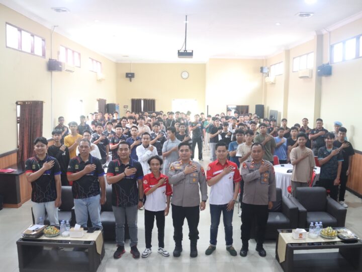 Peringati HUT Bhayangkara ke-80, Kapolres Kotim Resmi Buka Turnamen E-Sport Mobile Legends