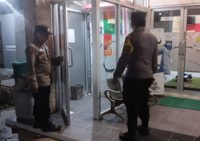 Polsek Kotawaringin Lama Rutin Melaksanakan Kegiatan Patroli Dalam Menjaga Stabilitas Keamanan.