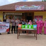Sambut Hari Bhayangkara ke-80, Polsek Antang Kalang Salurkan Bantuan Sembako untuk Warga Tumbang Sangai