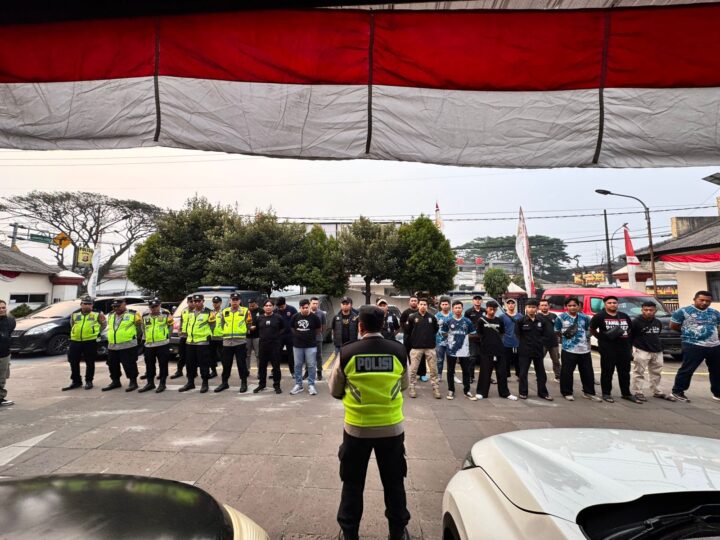 Polsek Cikupa Kawal Ribuan Warga PSHT, Pengesahan Berlangsung Aman dan Kondusif