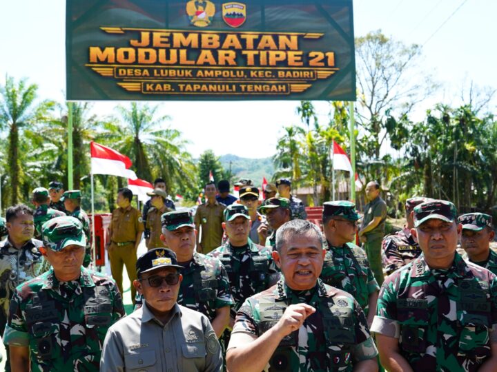 Wujud Nyata Kepedulian TNI AD, KASAD Resmikan Jembatan Modular Type 21 di Tapanuli Tengah