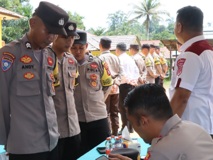 Jaga Kedisiplinan Anggota, Wakapolres Kotim Gelar Gaktiblin dan Sosialisasi Super App di Polsek Antang Kalang