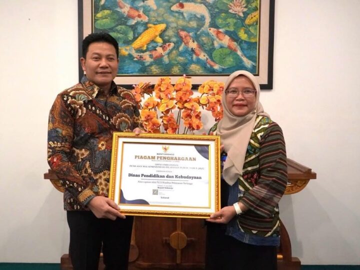 Raih Penghargaan Kualitas Pelayanan Tertinggi, Plt Kadispendikbud Sidoarjo: Bukti Sinergi Pemkab dan Sekolah