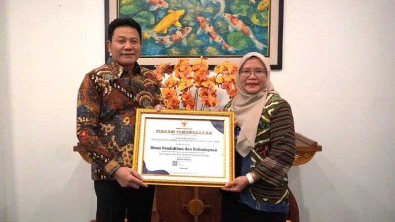 Raih Penghargaan Kualitas Pelayanan Tertinggi, Plt Kadispendikbud Sidoarjo: Bukti Sinergi Pemkab dan Sekolah