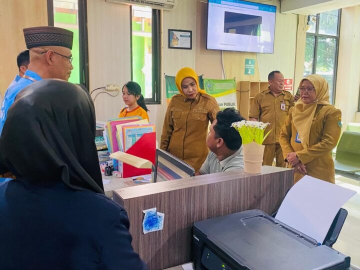 Sidak Dinas Pendidikan, Wabup Sidoarjo Cek Aula Meeting yang Tengah Direhab