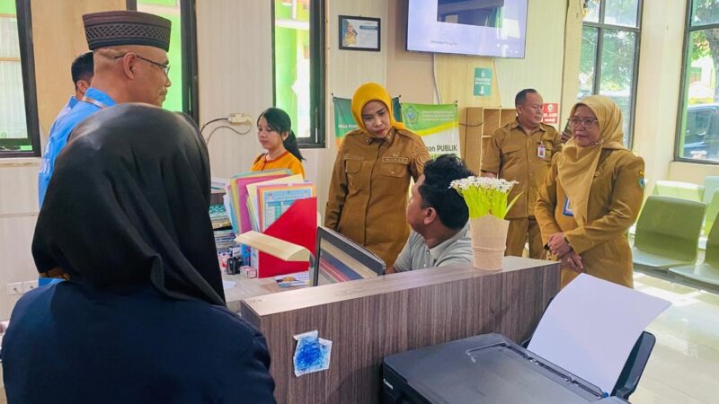 Sidak Dinas Pendidikan, Wabup Sidoarjo Cek Aula Meeting yang Tengah Direhab