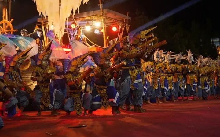 Hari Kedua Festival Rontek Pacitan 2026    Diserbu Ribuan Penonton, Fashion Show dan Penampilan Perwakilan SMK Curi Perhatian
