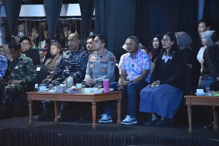 Tim Kementerian Sosial Menyaksikan Langsung Rontek Tampilan Perdana Perwakilan SRMA di FRP 2026.